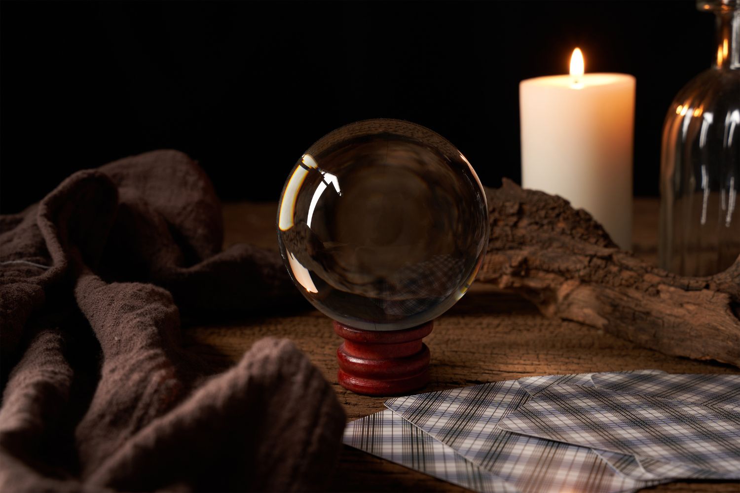 Voyance Pure & Oracles — Professeur Santoba Luxembourg